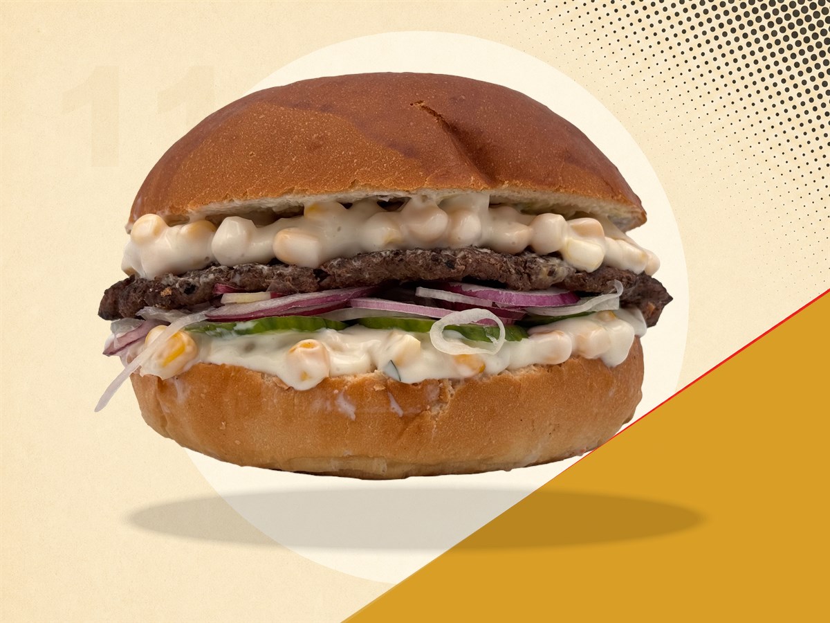 Majo Burger – marhahúspogácsa, petrezselymes kukoricasaláta